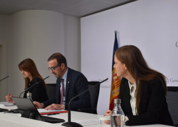 La roda de premsa de presentació de la nova llei del turisme d'aquest dijous. Foto: D. M. (ANA)