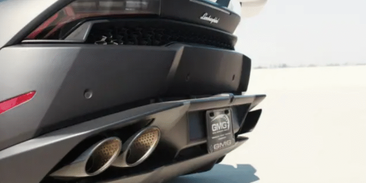 500 euros de multa a un Lamborghini per fer massa soroll