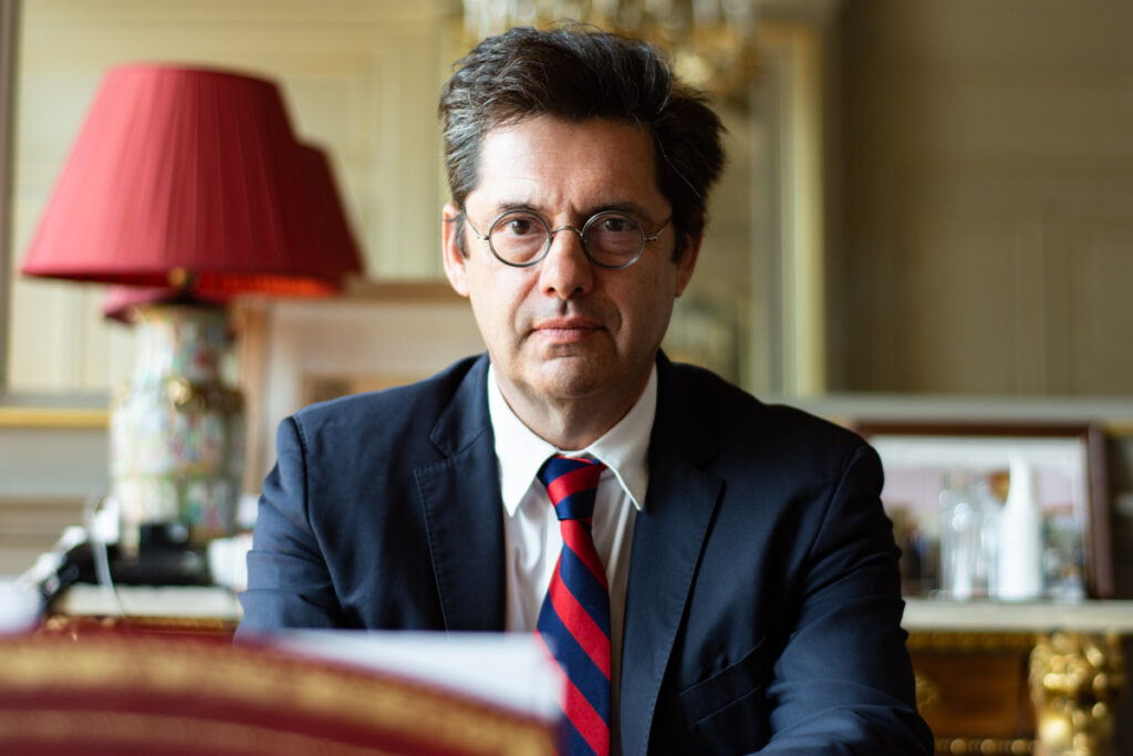El nou representant personal del copríncep francès. Foto: Matthieu Slisse / Mediacités