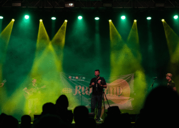 El concert del grup andorrà Rumband a la festa major d'Escaldes-Engordany l'any 2023.