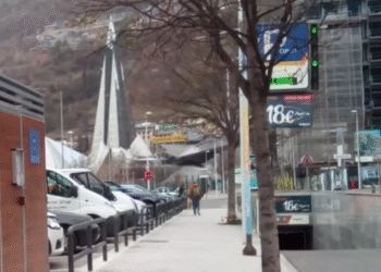 Tanquen el parc i l’aparcament de Nacions Unides, on es construiran tres torres