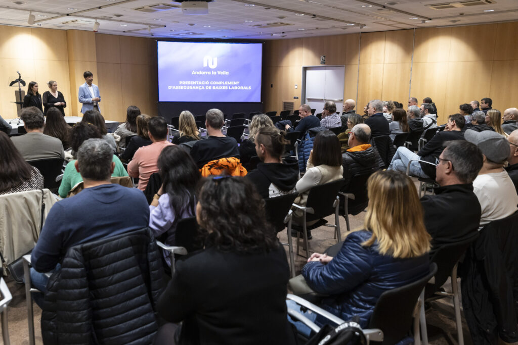La presentació de l'assegurança complementària. Foto: Comú d'Andorra la Vella / Tony Lara