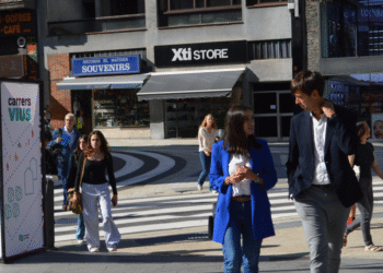 Els cònsols en l'inici de la prova pilot al setembre. Foto: Arxiu.