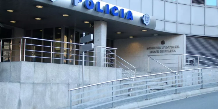 Els fets van tenir lloc al despatx de policia. Foto: Arxiu.
