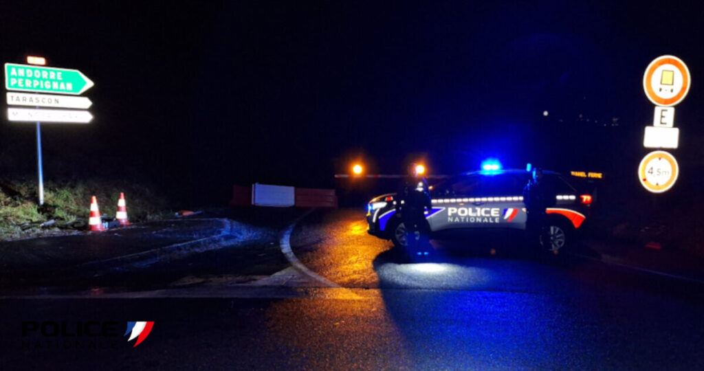 Control nocturn dels gendarmes francesos en la via cap a Andorra. Foto: AF.