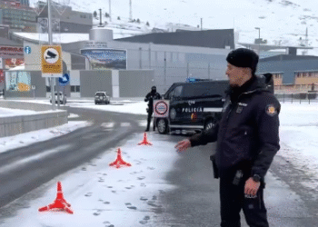 Policia d'Andorra al Pas.