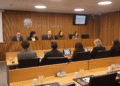 Els cònsols durant la compareixença dels comuns per presentar les propostes d’accions, mesures i millores en l’àmbit de l’ordenació del territori i urbanisme per assegurar un creixement sostenible.