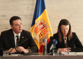 La cònsol major d'Ordino, Maria del Mar Coma, i el cònsol menor, Eduard Betriu.