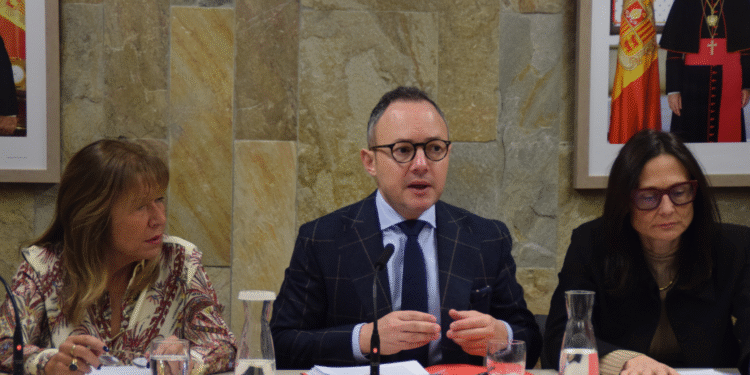 Govern descarta reobrir el debat del finançament als comuns