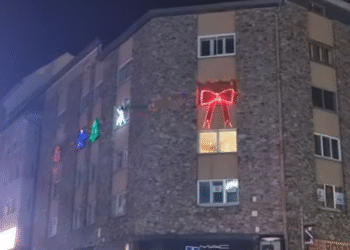 Els veïns del Pas es queixen per la falta d’il·luminació de Nadal