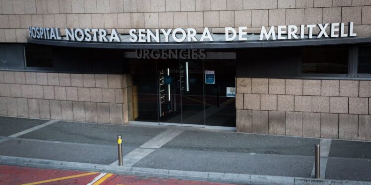 L'home va ser traslladat a l'Hospital. Foto: Google.