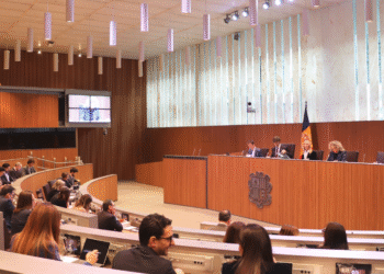 Les asseguradores no podran augmentar la pòlissa de pacients de càncer, sida o hepatitis C
