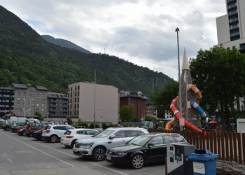 Gili admet l’impacte de tancar el parc i l’aparcament del Clot d’Emprivat per fer les torres