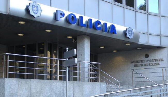 Els fets van tenir lloc al despatx central de policia. Foto: Policia.