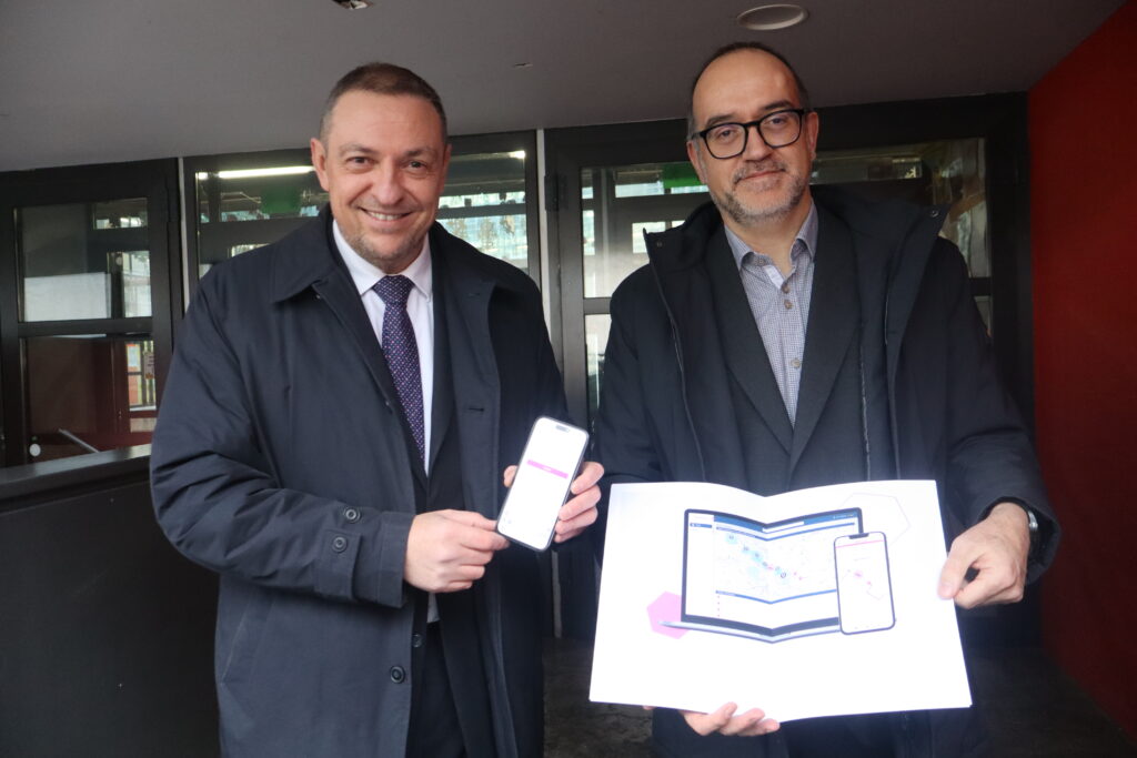 El secretari d'Estat d'Educació i Universitats, Josep Anton Bardina, i el director del Departament de Sistemes Educatius i Relacions Internacionals, Albert Maluquer. Foto: M. R. (ANA)