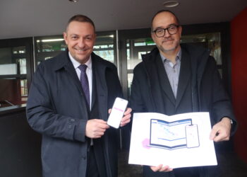 El secretari d'Estat d'Educació i Universitats, Josep Anton Bardina, i el director del Departament de Sistemes Educatius i Relacions Internacionals, Albert Maluquer. Foto: M. R. (ANA)