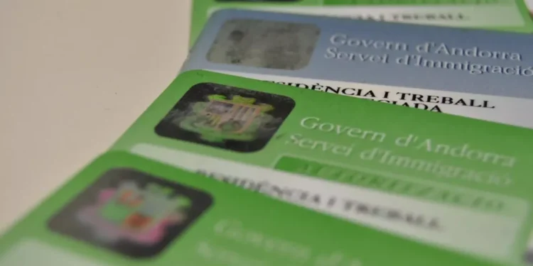 Targetes de residència a Andorra. Foto: Arxiu.