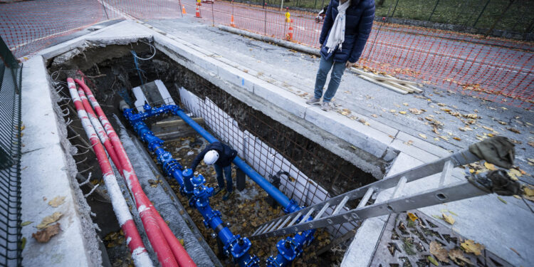 Reparació de la fuita a Andorra la Vella. Foto: Comú d'Andorra la Vella