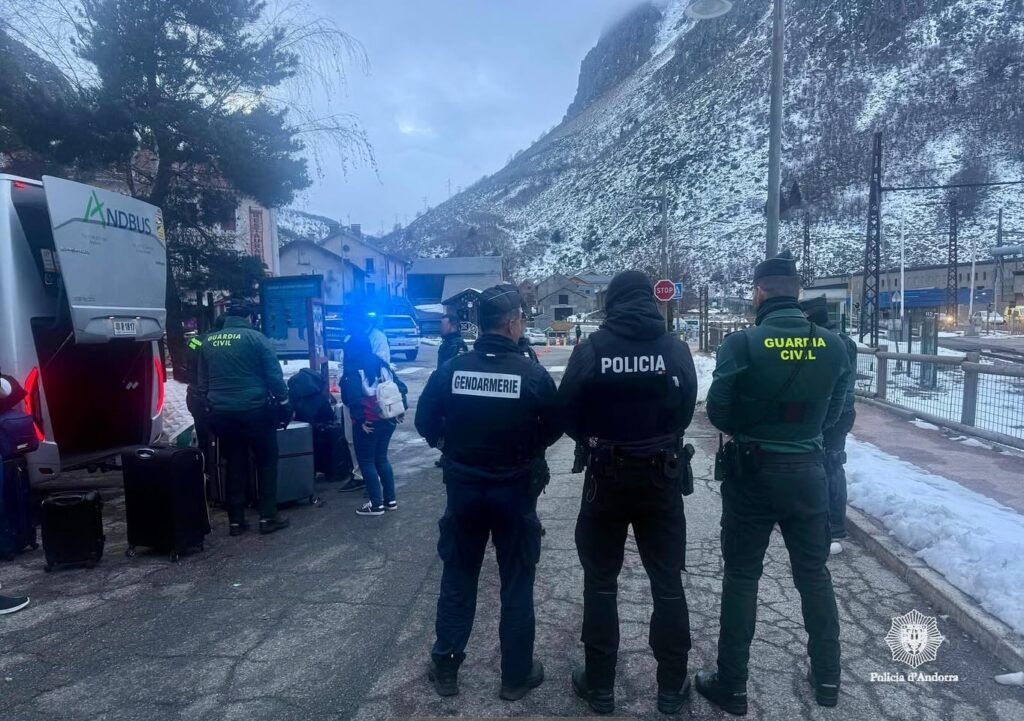 Control policial francès, espanyol i andorrà a l'Arieja. Foto: Google.