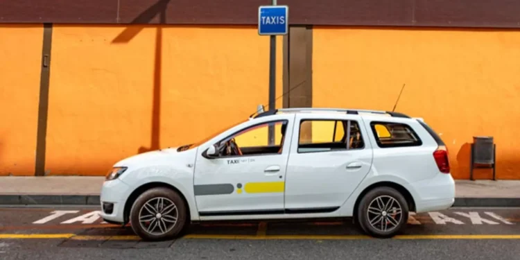 Imatge d'arxiu d'un taxi d'Andorra. Foto: Arxiu.