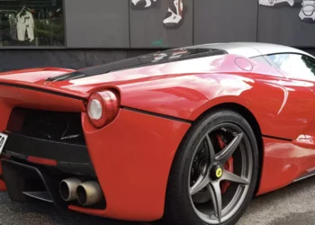 Un Ferrari amb matrícula andorrana. Foto: Arxiu.