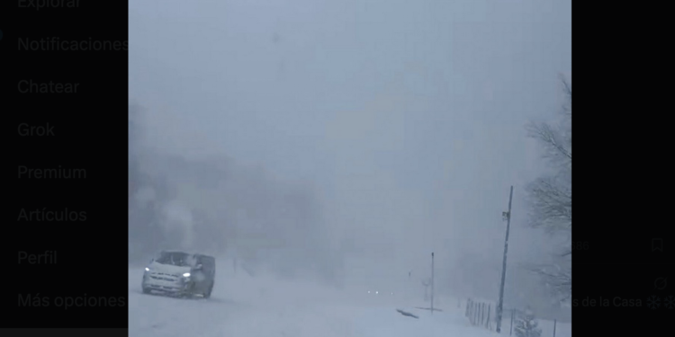 Imatge de la carretera tallada. Foto: X.