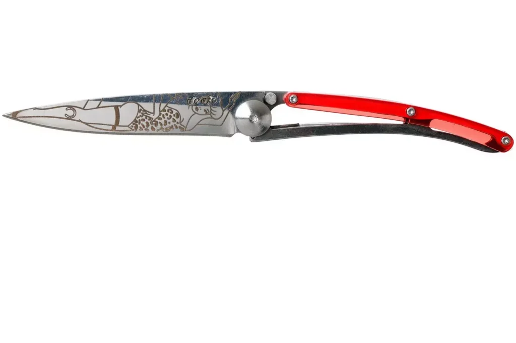 Model de la navalla que va ser comissada. Foto: Knivestools.