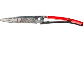 Model de la navalla que va ser comissada. Foto: Knivestools.