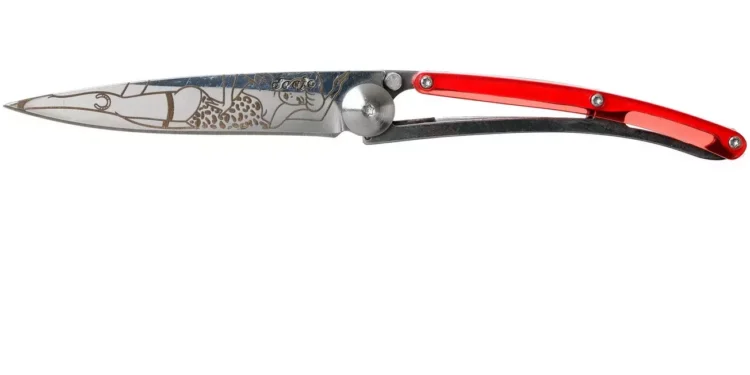 Model de la navalla que va ser comissada. Foto: Knivestools.