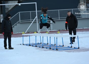 Una aspirant durant les proves de la policia. Foto: Policia d'Andorra