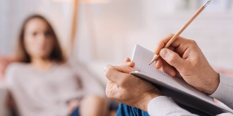Pacient a la consulta d'un psicòleg. Foto: Google.