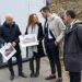 La directora general de FEDA, Sílvia Calvó, el director d'Operacions i Noves Infraestructures, Jordi Travé, i el Secretari d'Estat de Transició Energètica, Transports i Mobilitat, David Forné, davant de les obres de la nova ETR del riu Runer. Foto: M. R. (ANA)