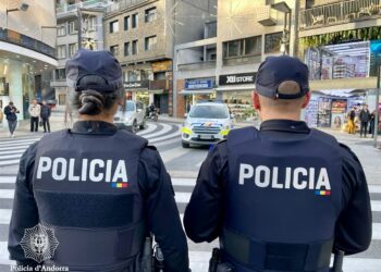 Policies a l'Avinguda Meritxell / Policia
