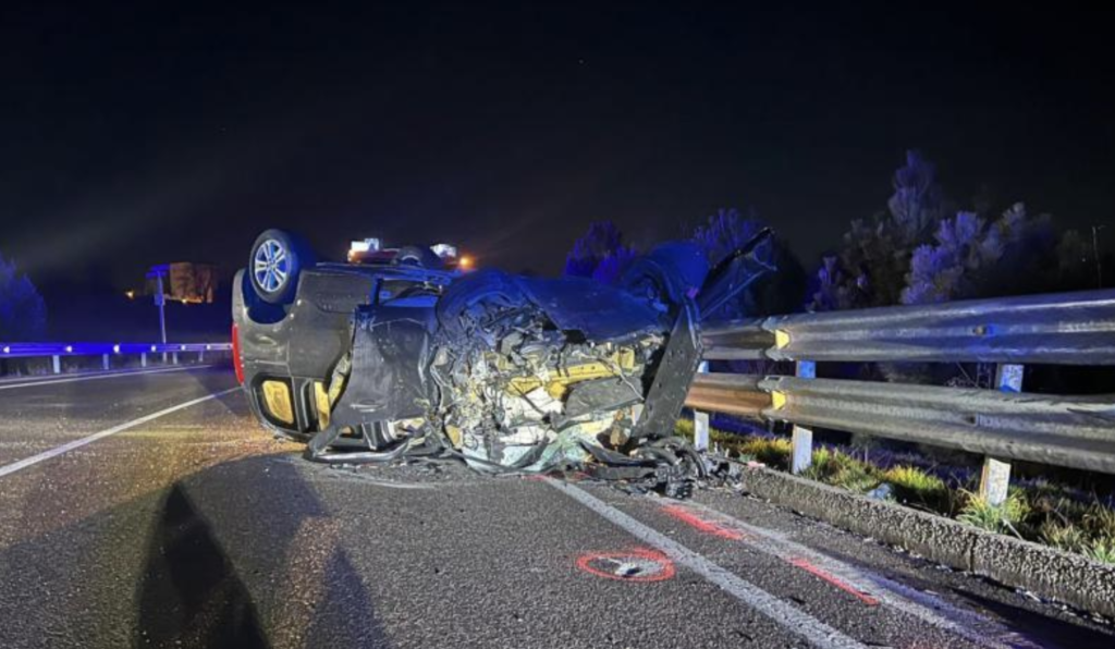 Imatge d'un dels cotxes sinistrats. Foto: ACN.