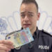 L'agent de la Policia que dona els consells.