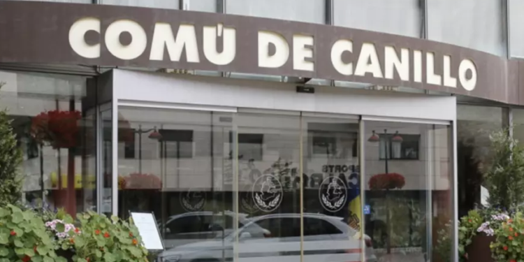 Façana del comú de Canillo.