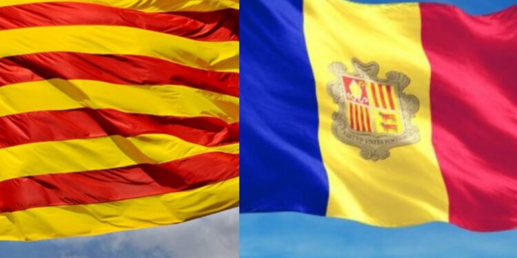 La senyera catalana i la bandera d'Andorra.