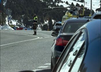 Traslladen en helicòpter un ferit en un accident a Grau Roig