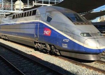 Tren de la companyia nacional ferroviària francesa