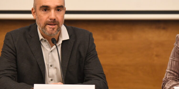 Gerard Blasi / FAT