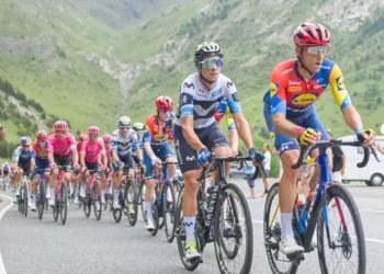 Ciclistes professionals a Andorra / FM
