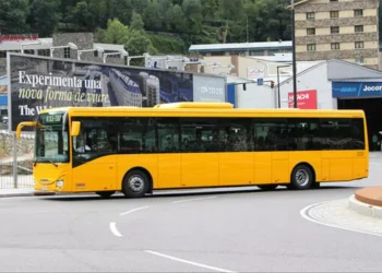 Bus de les línies regulars / Arxiu