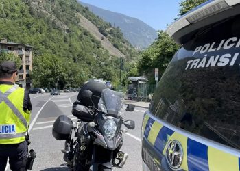 Detingut a Andorra un conductor amb el 'pack' complet: cocaïna, refús a l'alcoholèmia i carnet i ITV caducats