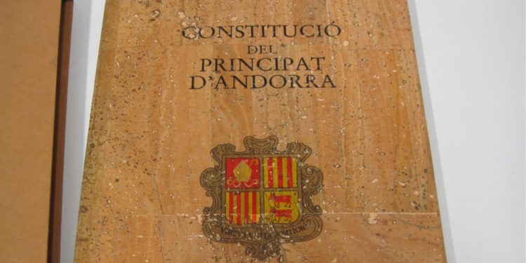 Imatge de la Constitució del Principat d'Andorra.