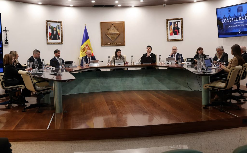 Sessió de consell del comú d'Encamp
