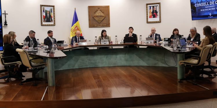 Sessió de consell del comú d'Encamp