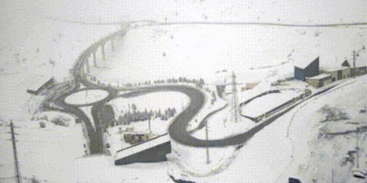 L'hivern torna quan ja no toca: La intensa nevada que cobreix Andorra amb la temporada acabada