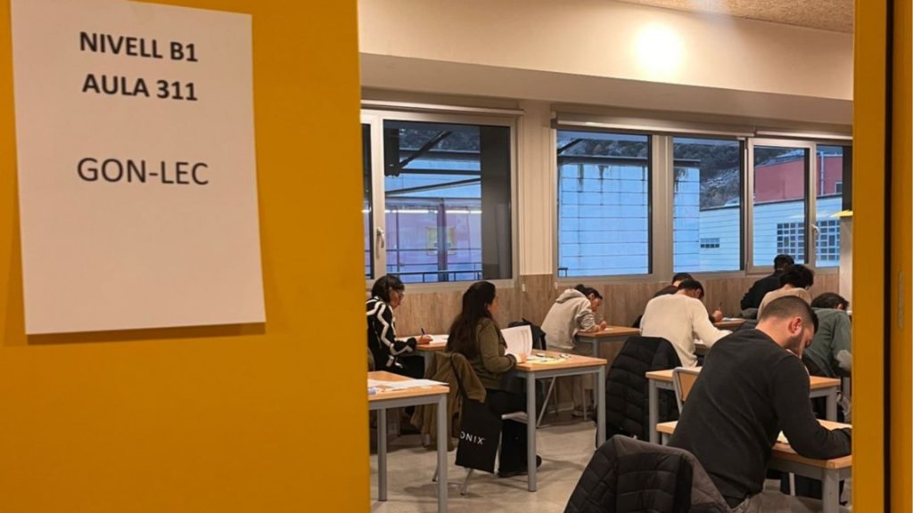 L'obligatorietat del català per als immigrants d'Andorra dispara els apuntats als exàmens oficials