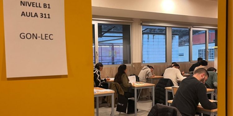 L'obligatorietat del català per als immigrants d'Andorra dispara els apuntats als exàmens oficials