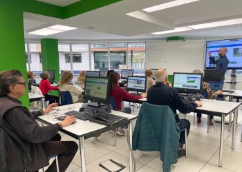 Comença una nova edició del programa d’activitats ‘Viu en gran’. Foto: Creand Fundació